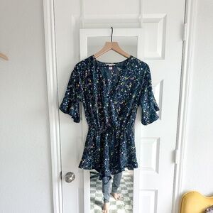 Victoria’s Secret Floral V Neck Short Sleeve Cinch Waist Ruffle Sleeve Romper XS